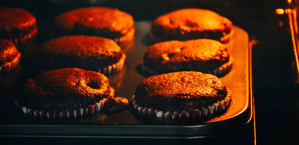 Cupcakes baking