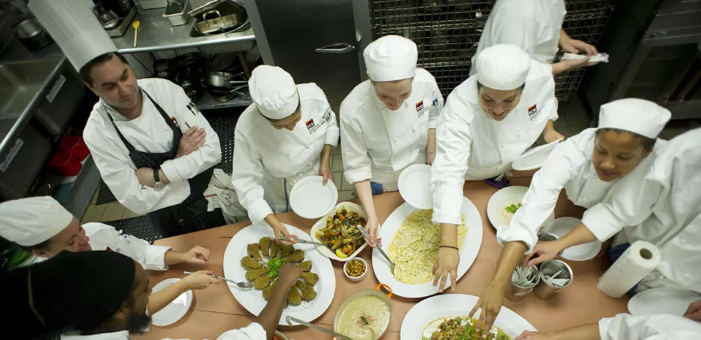 ICE Chef Chris Gesualdi with culinary students