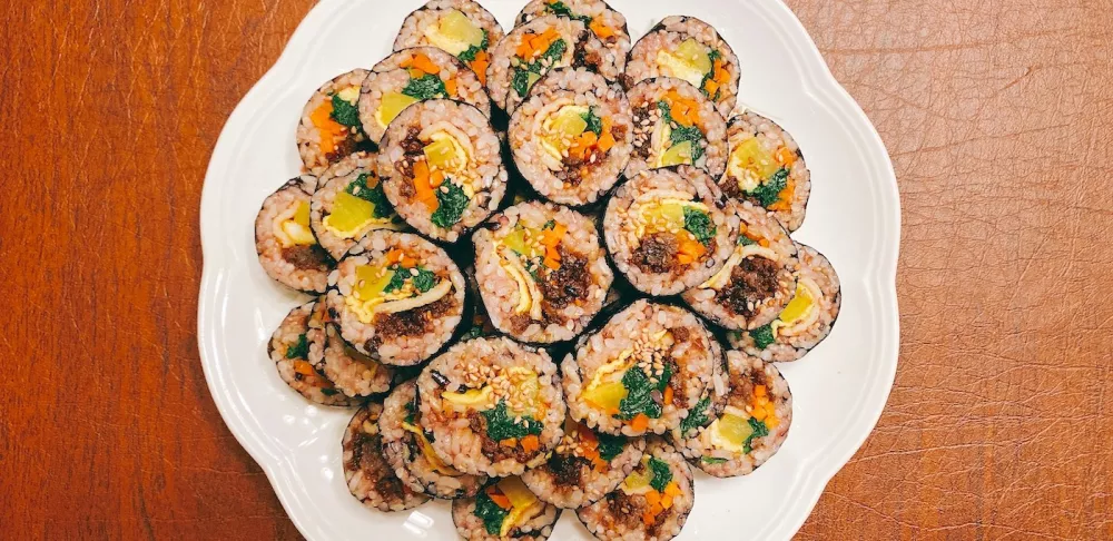 Rolled kimbap