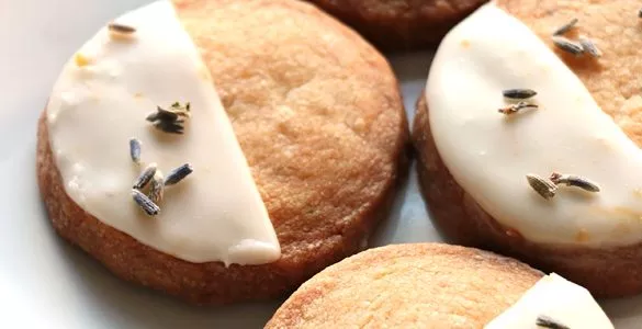 Lavender + violet shortbread cookie