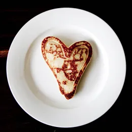 heart shaped pancake