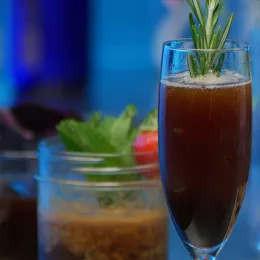 Balsamic vinegar shrubs