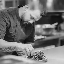 Chef Ivo Díaz in the kitchen