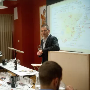 Richard Vayda instructs a Wine Essentials class.