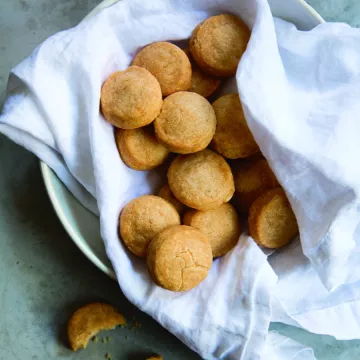 Marc Murphy's Parmesan cookies