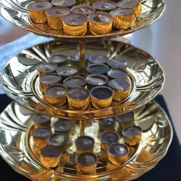 Homemade peanut butter cups