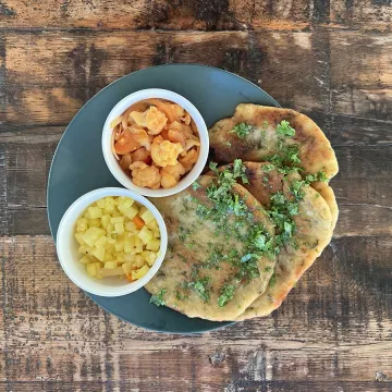 Potato Flatbread with Fermented Cauliflower Tikka Masala & Green Apple Chutney