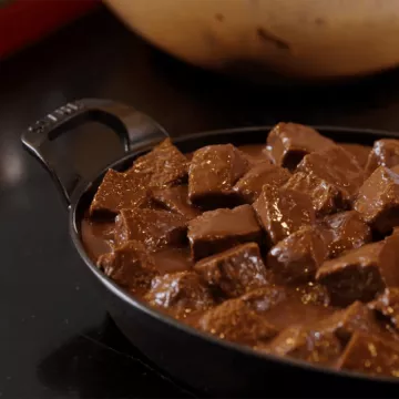 Bread pudding in a cast-iron pan