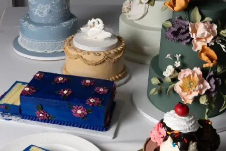 Multiple cakes from cake from the ICE Professional Cake Decorating continued education Program.