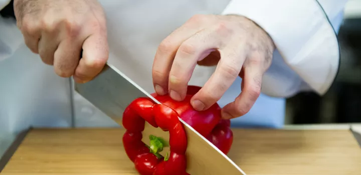 Knife Skills & Vegetable Cuts - Online Culinary School (OCS)