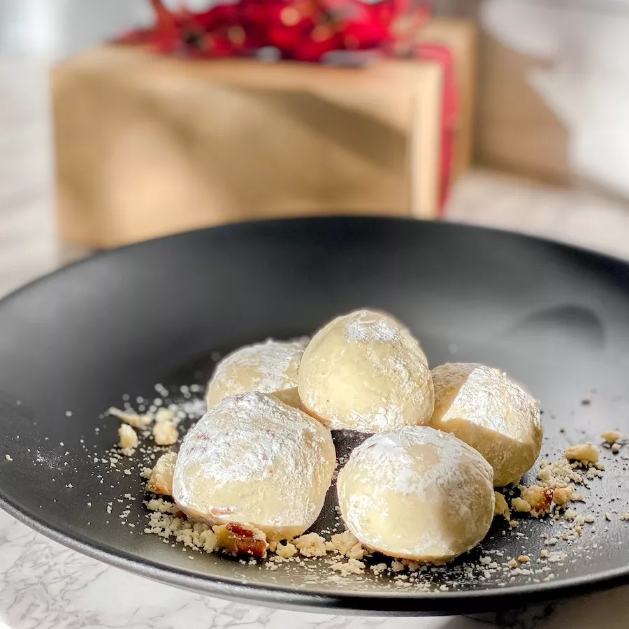 Traditional Mexican wedding cookies